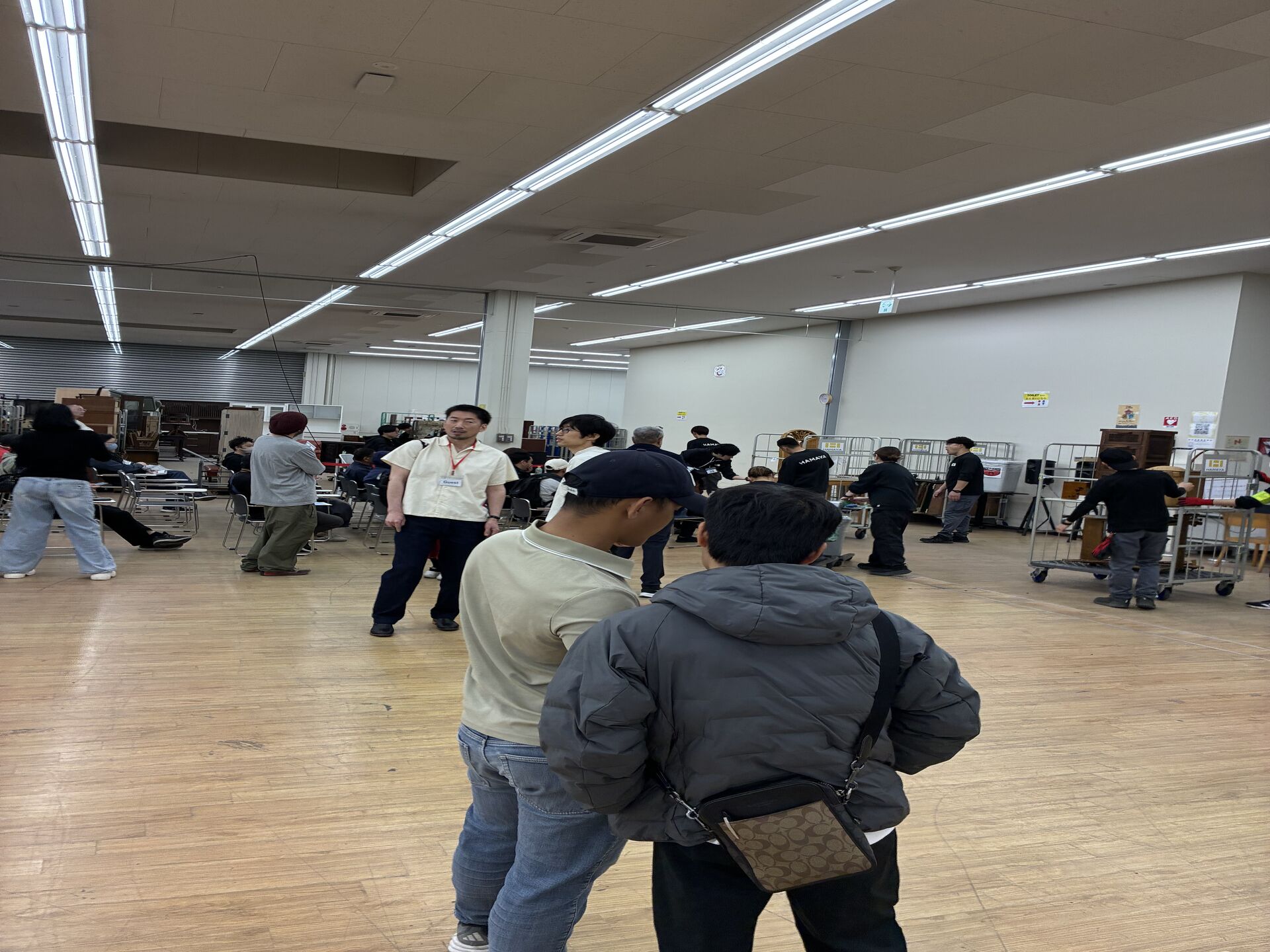 市場に仕入れ